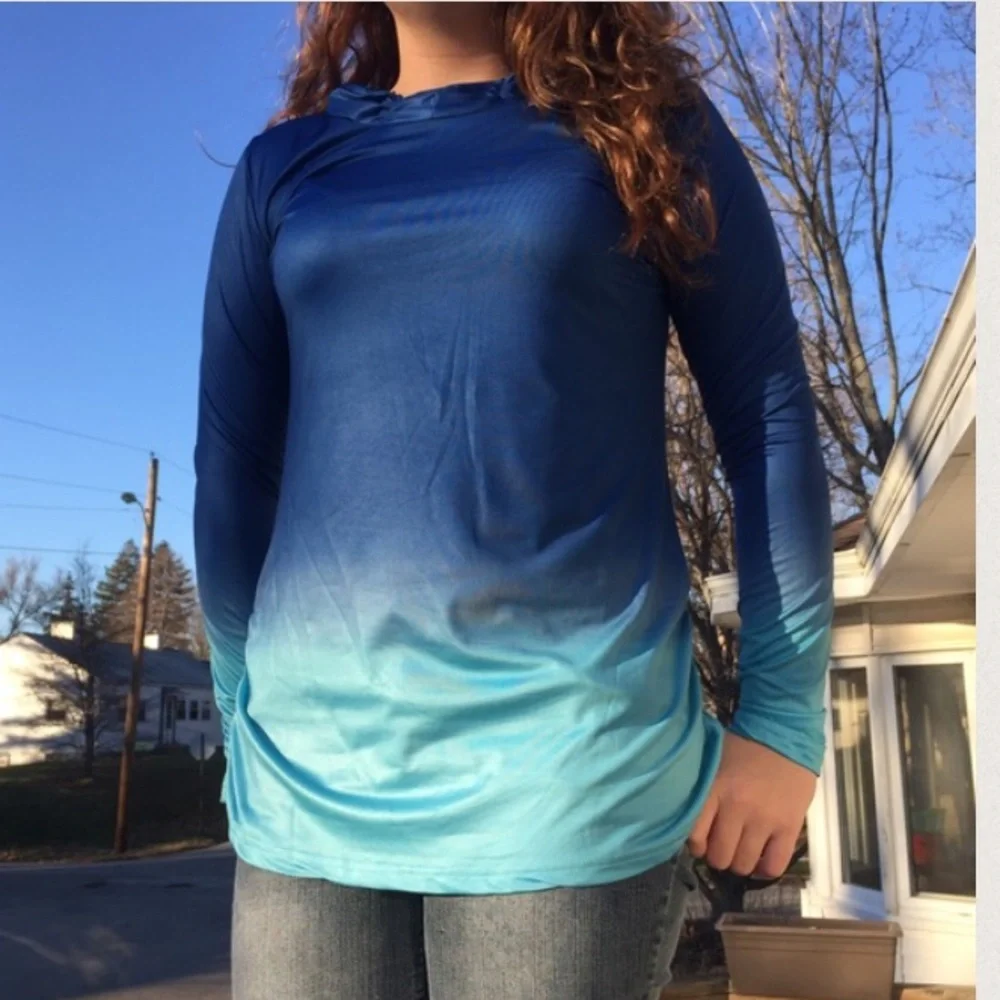 - Blue Ombré Ruched Hoodie SZ M! NEW!